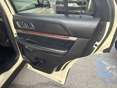 2018 Ford Explorer Platinum