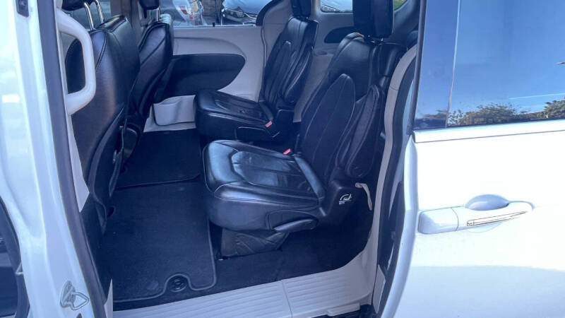 2018 Chrysler Pacifica Touring L