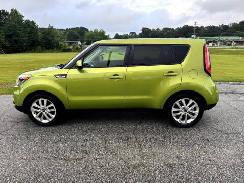 2019 Kia Soul +