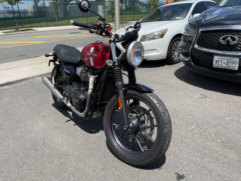 2016 Triumph Mcy