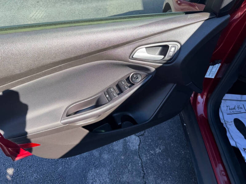 2016 Ford Focus SE