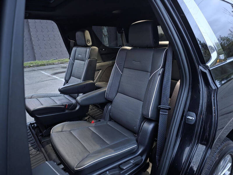 2023 Cadillac Escalade Premium Luxury