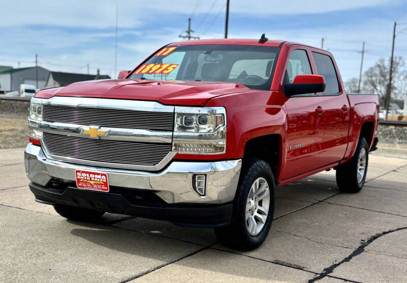 2017 Chevrolet Silverado 1500 LT 4X4 Crew Cab Short Box's photo