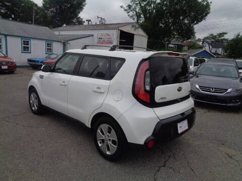 2016 Kia Soul +