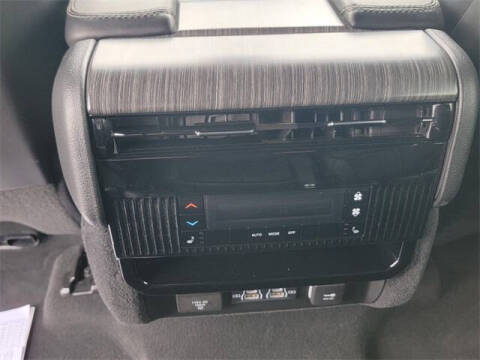 2023 Jeep Wagoneer Series III