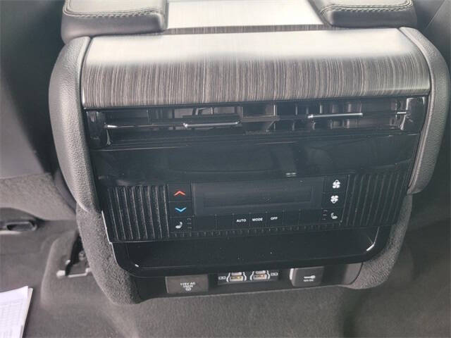 2023 Jeep Wagoneer Series III