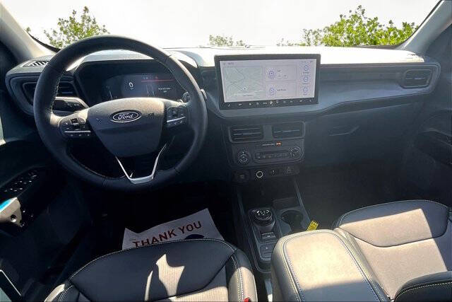 2025 Ford Maverick Lobo