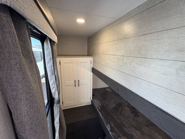 2026 Venture RV Sienna 311VDB
