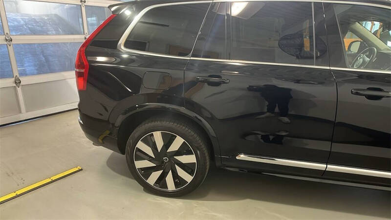 2024 Volvo XC90 Recharge T8 Plus Bright Theme 6P