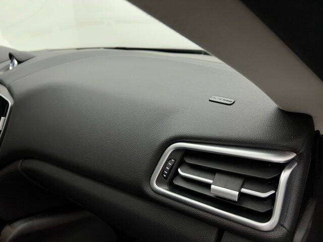 2022 Maserati Ghibli Modena Q4