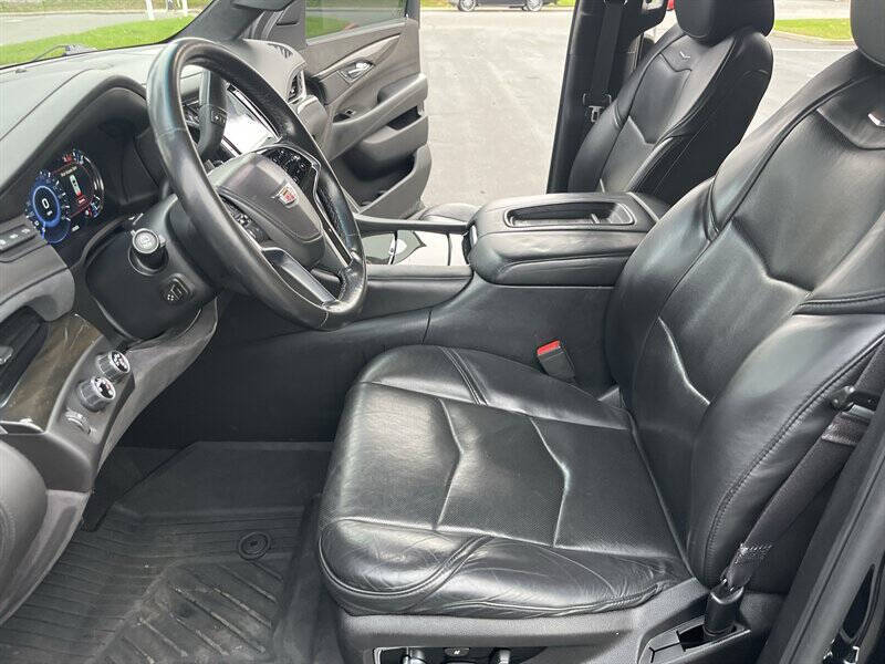 2017 Cadillac Escalade Platinum