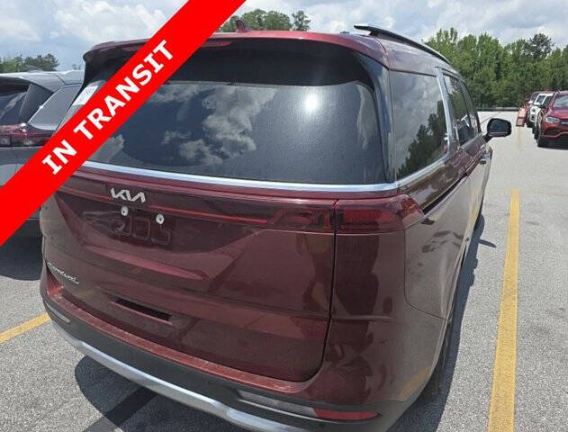 2022 Kia Carnival SX