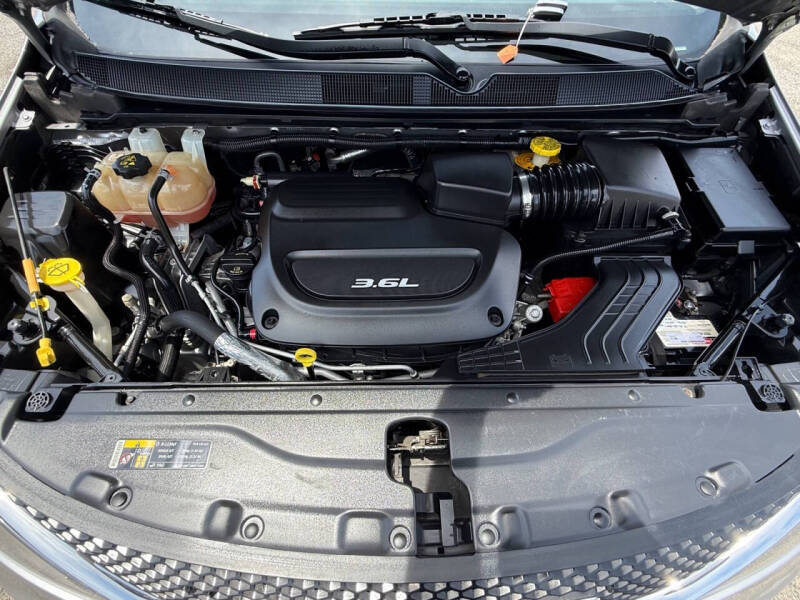 2017 Chrysler Pacifica Touring