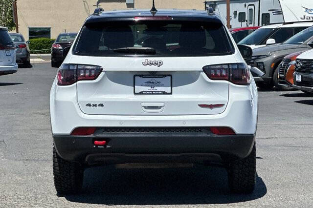 2025 Jeep Compass Trailhawk