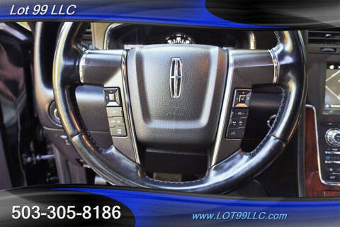 2017 Lincoln Navigator Select