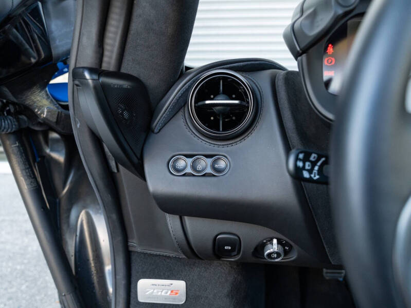 2024 McLaren 750S Spider