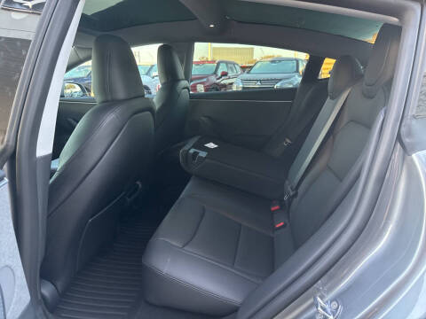 2025 Tesla Model 3 Long Range