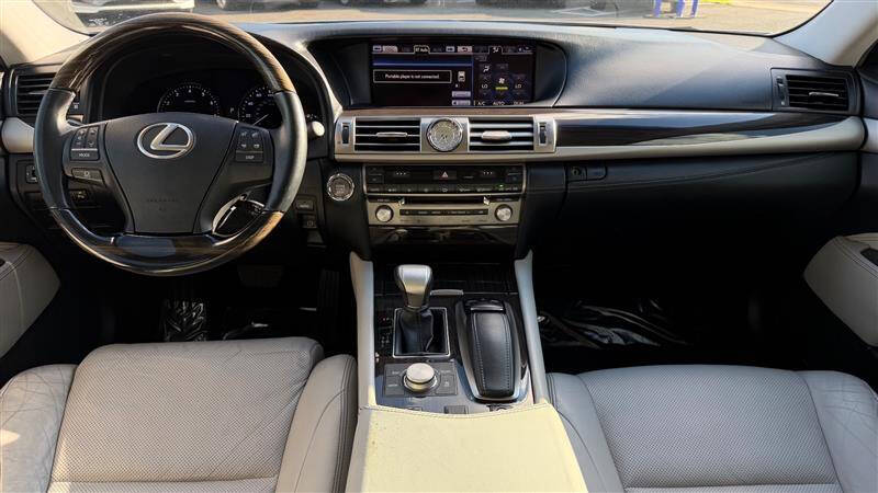2013 Lexus LS 460