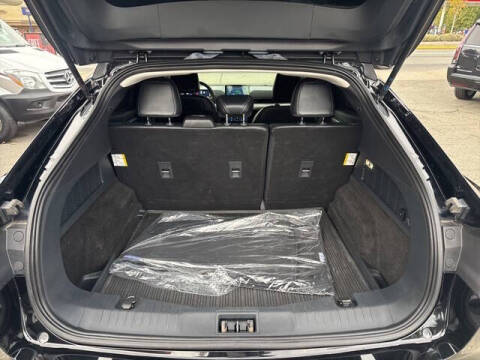 2022 Ford Mustang Mach-E Select