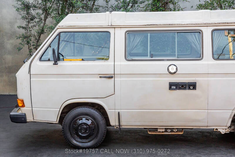 1982 Volkswagen Vanagon Camper