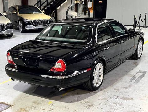 2004 Jaguar XJR