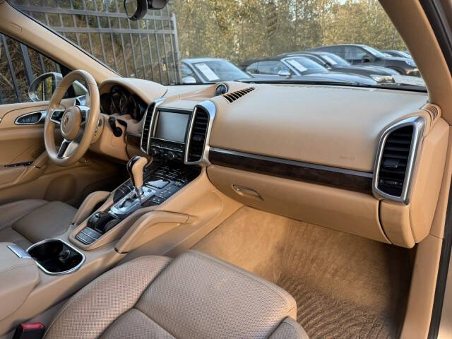 2016 Porsche Cayenne