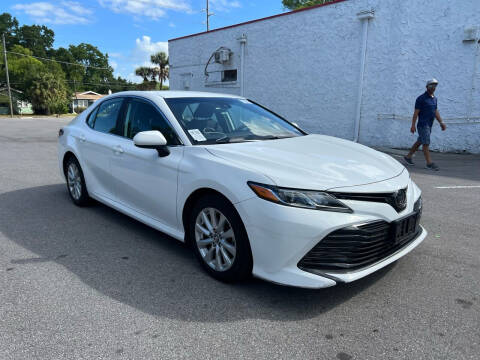2020 Toyota Camry for sale at LUXURY AUTO MALL in Tampa FL