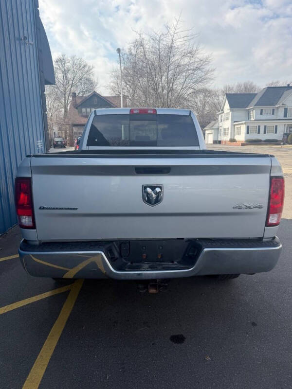 2017 RAM 1500 SLT