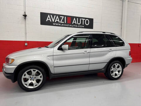 2000 BMW X5 for sale at AVAZI AUTO GROUP LLC in Gaithersburg MD