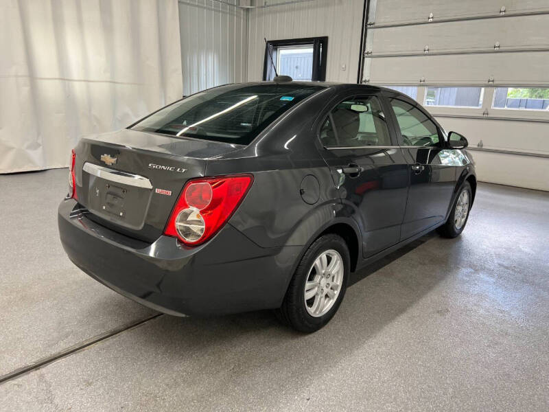 2016 Chevrolet Sonic LT Auto