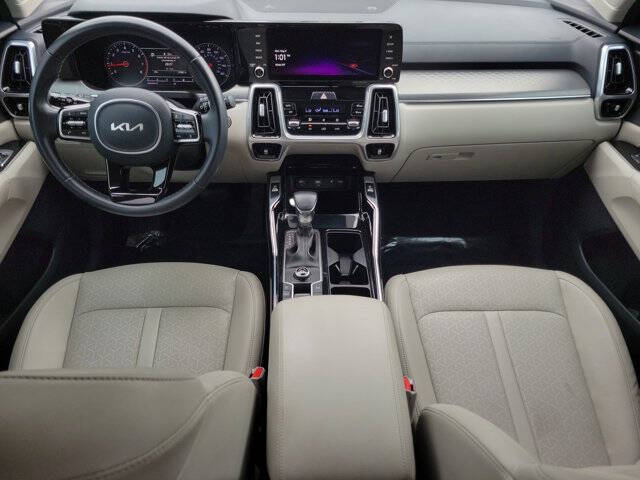 2022 Kia Sorento SX