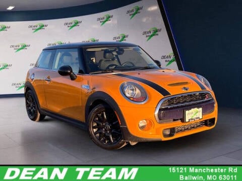 2015 MINI Hardtop 2 Door for sale at St. Louis Auto Finance in Saint Louis MO