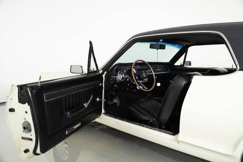 1967 Mercury Cougar