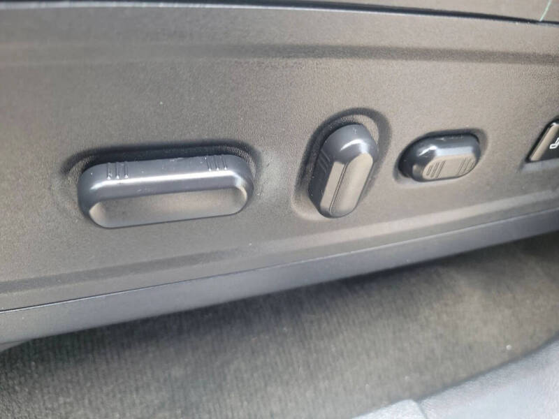 2016 Lincoln Navigator Select