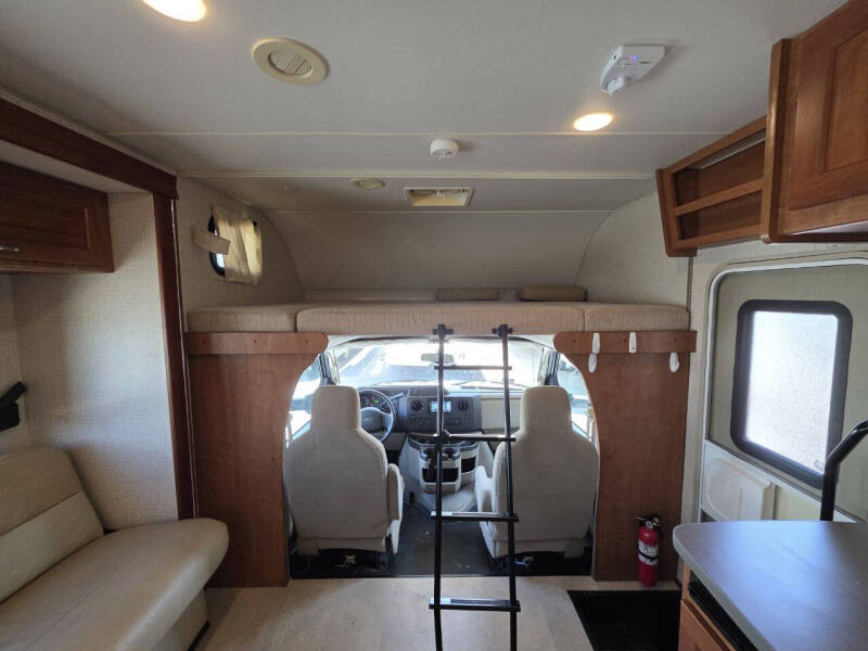 2017 Winnebago Minnie Winnie