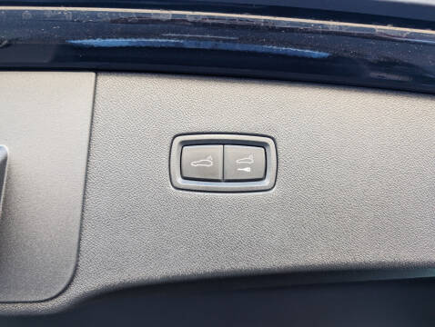 2023 Porsche Cayenne Coupe Platinum Edition