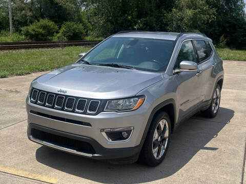 2019 Jeep Compass for sale at Mr. Auto in Hamilton OH