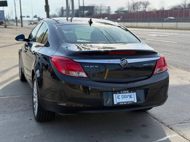 2012 Buick Regal Premium 1