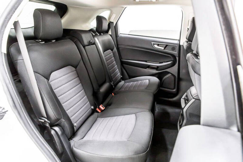 2021 Ford Edge SE