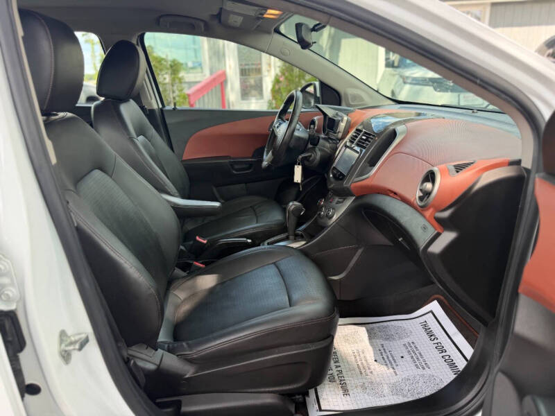 2015 Chevrolet Sonic LTZ Auto