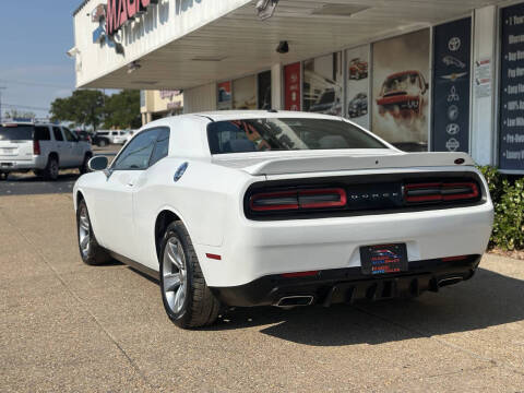 2020 Dodge Challenger SXT