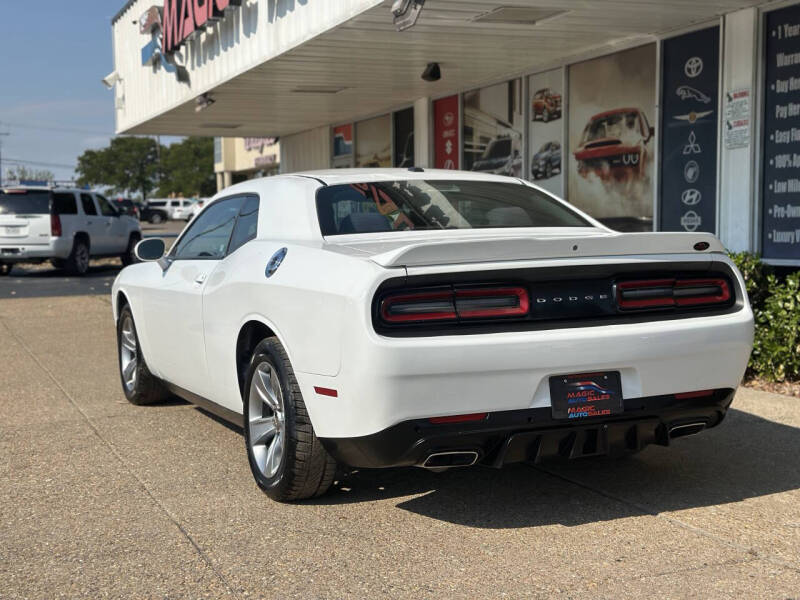 2020 Dodge Challenger SXT