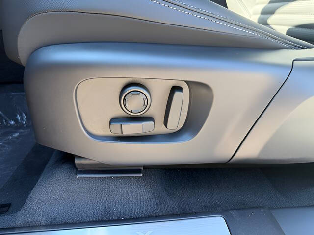 2025 Land Rover Discovery Sport P250 Dynamic SE