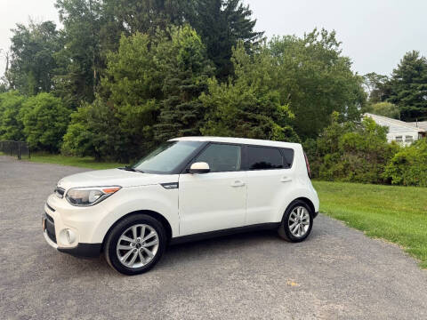 2018 Kia Soul +