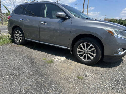 2016 Nissan Pathfinder SV