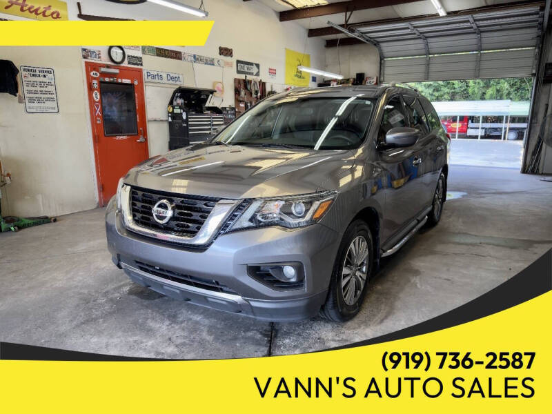 2019 Nissan Pathfinder SV