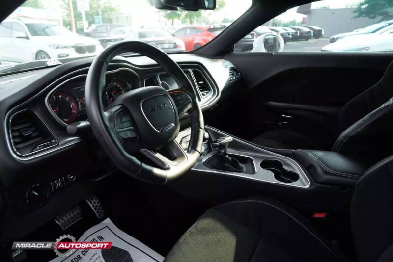 2015 Dodge Challenger SRT Hellcat