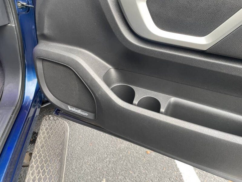 2017 Nissan Titan SL