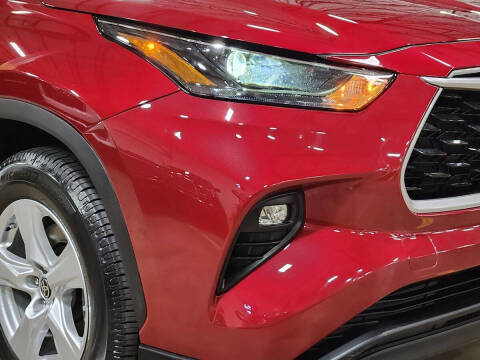 2022 Toyota Highlander LE