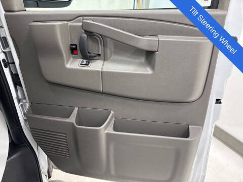 2024 Chevrolet Express 2500